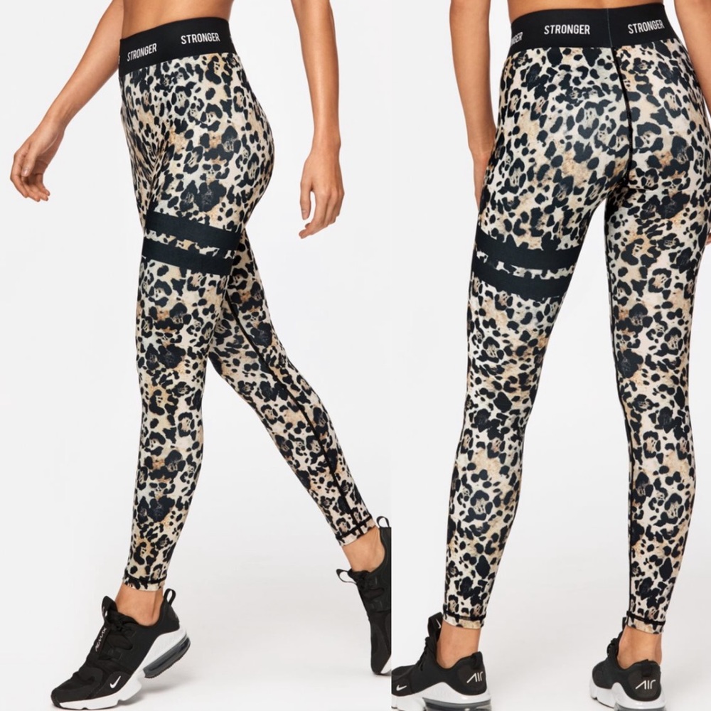 ROAR
Regular Tights
95.00 USD